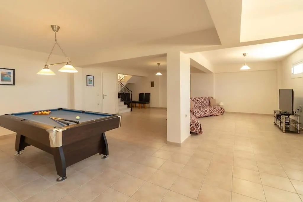 Villa Anna Margarita, Beautiful Modern Villa With Far Reaching Sea Views location